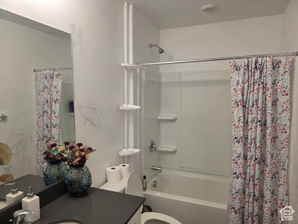 Image 18 of property listing at 1375 S OAKDALE DR, Santaquin, UT 84655