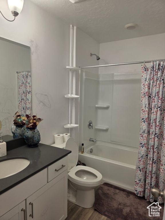 Image 19 of property listing at 1375 S OAKDALE DR, Santaquin, UT 84655