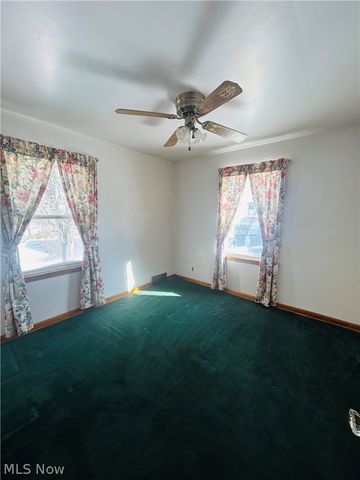 1718 Parkman Road NW, Warren, OH 44485