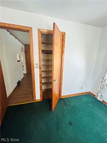 1718 Parkman Road NW, Warren, OH 44485