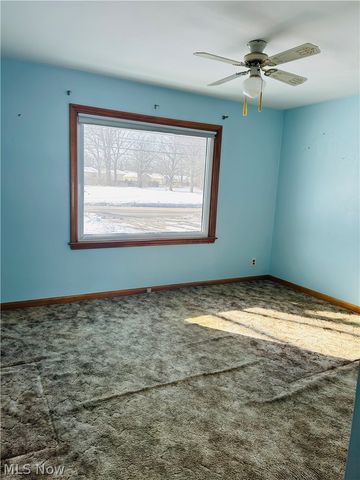 1718 Parkman Road NW, Warren, OH 44485