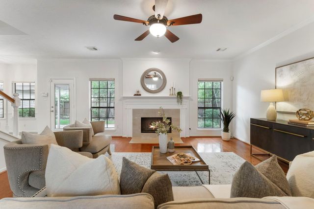 70 Amberglow Court, The Woodlands, TX 77381