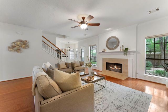 70 Amberglow Court, The Woodlands, TX 77381