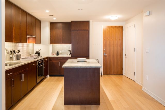 580 Washington St 1414, Boston, MA 02111