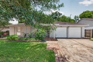 11443 Newbrook Drive, Houston, TX 77072