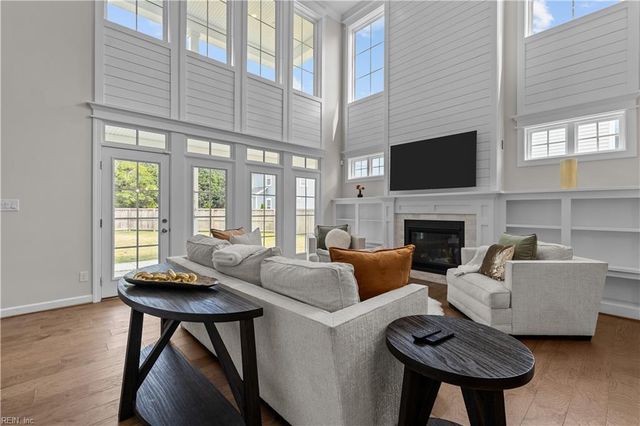 2210 Treasure Island DR, Virginia Beach, VA 23455