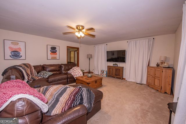 111 Mason Drive, Centerville, GA 31028