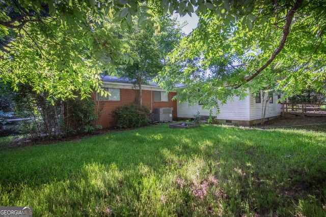 111 Mason Drive, Centerville, GA 31028