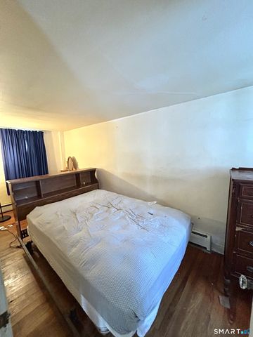 64 Bridge Street, Canton, CT 06019