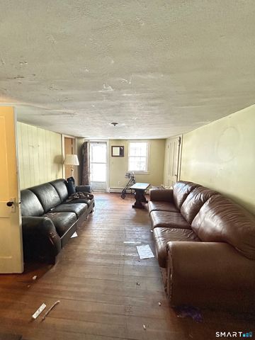 64 Bridge Street, Canton, CT 06019