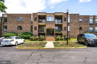 1 SILVERWOOD CIR #8, Annapolis, MD 21403