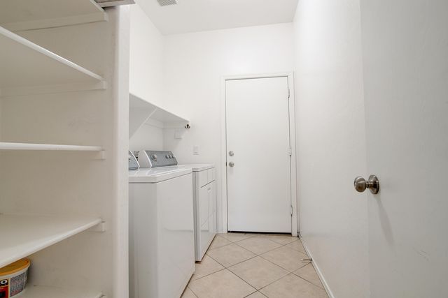 7583 W State Avenue, Glendale, AZ 85303