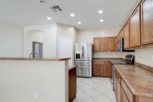 7583 W State Avenue, Glendale, AZ 85303
