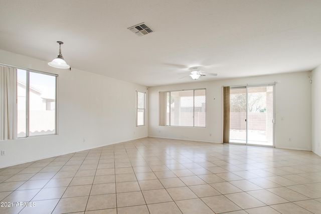 7583 W State Avenue, Glendale, AZ 85303