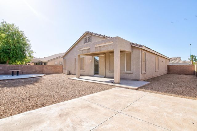 7583 W State Avenue, Glendale, AZ 85303