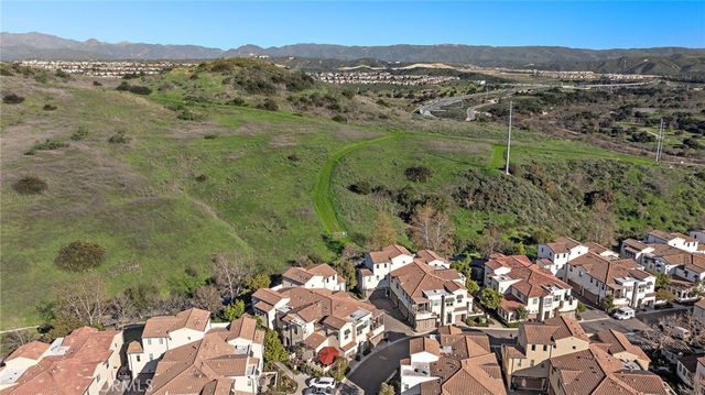 31 Adelfa Street, Rancho Mission Viejo, CA 92694