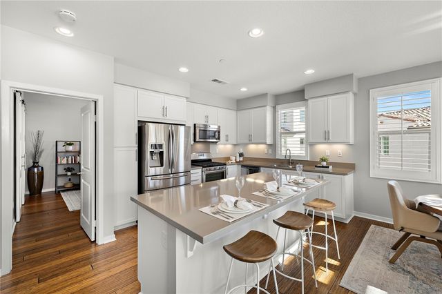 31 Adelfa Street, Rancho Mission Viejo, CA 92694