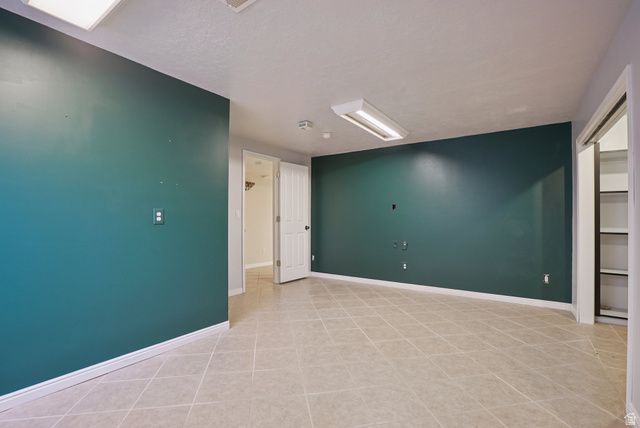 9634 S ELK VISTA LN, South Jordan, UT 84095