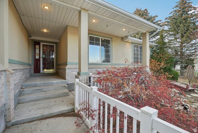 9634 S ELK VISTA LN, South Jordan, UT 84095