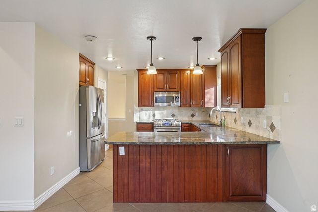 9634 S ELK VISTA LN, South Jordan, UT 84095