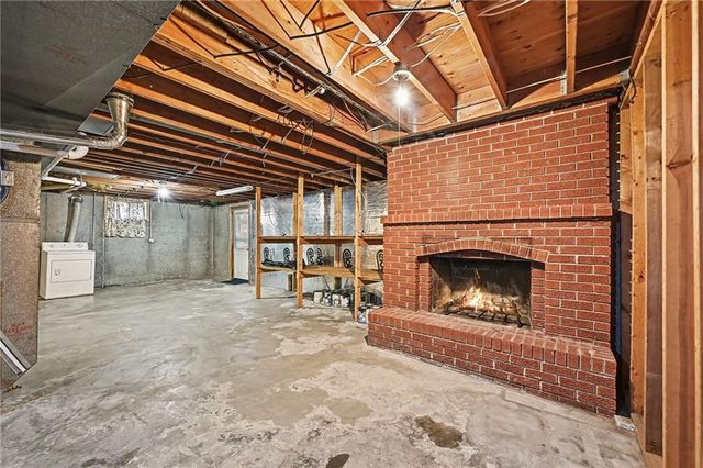 112 Helen Street, Excelsior Springs, MO 64024