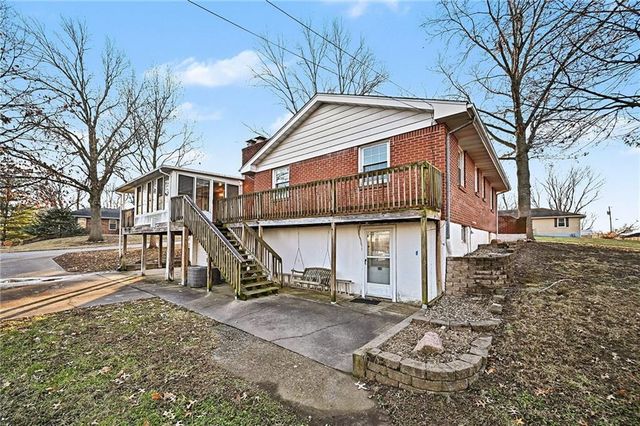 112 Helen Street, Excelsior Springs, MO 64024