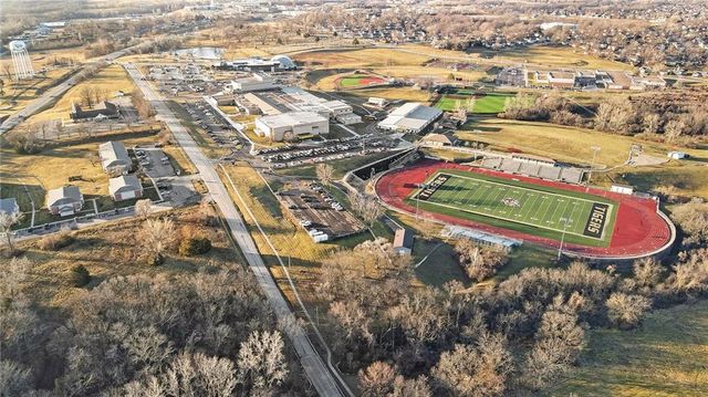 112 Helen Street, Excelsior Springs, MO 64024