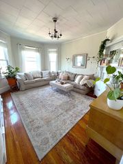 667 East 8th 2, Boston, MA 02127