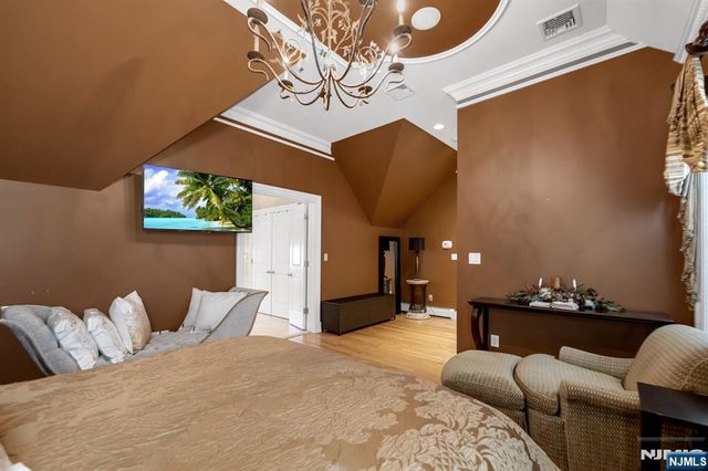 46 Partridge Hill, Upper Saddle River, NJ 07458