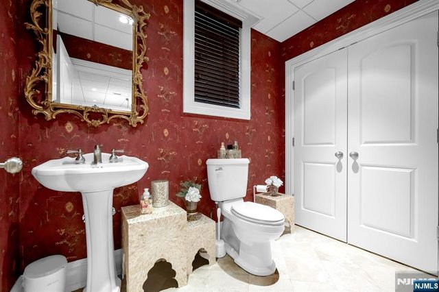 46 Partridge Hill, Upper Saddle River, NJ 07458