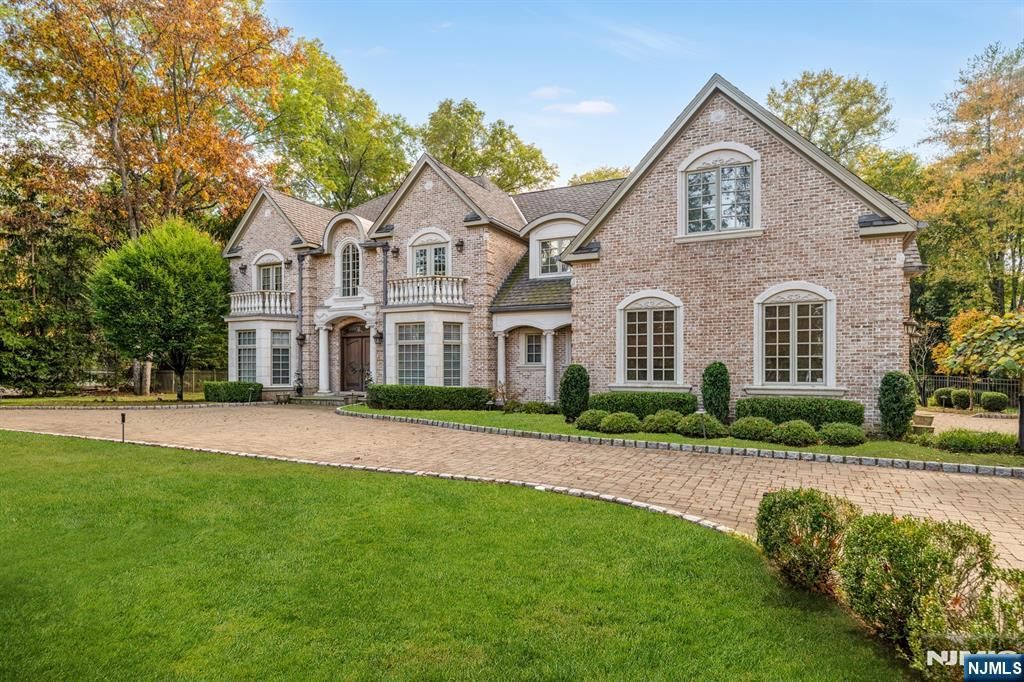 46 Partridge Hill, Upper Saddle River, NJ 07458