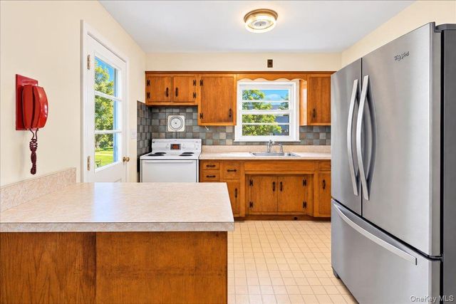 136 Sherman Avenue, Hawthorne, NY 10532