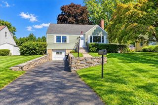 136 Sherman Avenue, Hawthorne, NY 10532