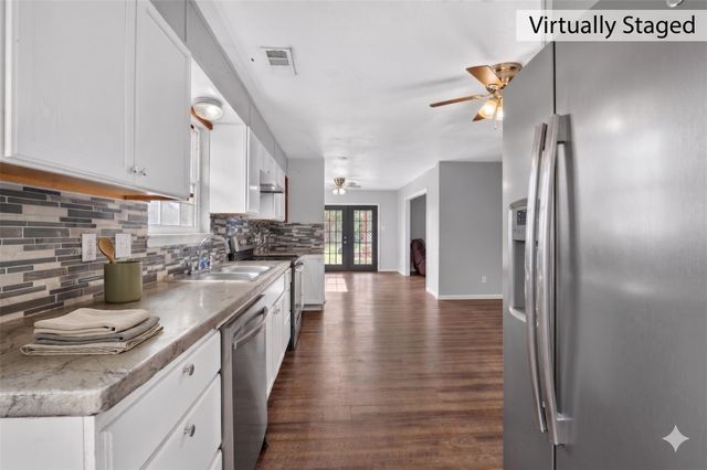 1689 Fm 2104, Paige, TX 78659