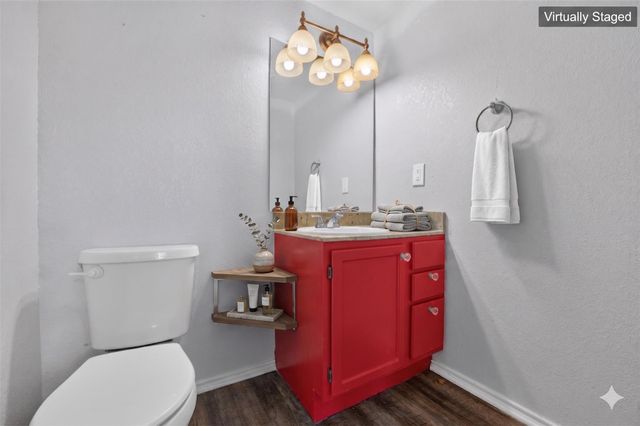 1689 Fm 2104, Paige, TX 78659