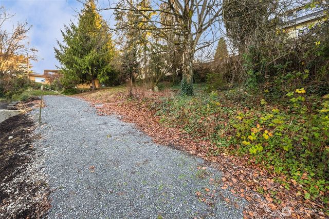 8519 S 123rd Pl., Seattle, WA 98178