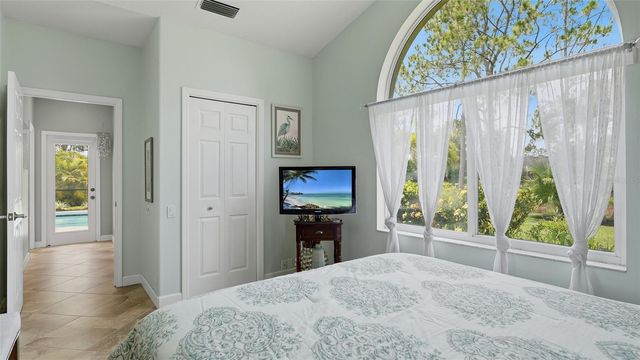 7117 DORNOUGH LANE, Bradenton, FL 34202
