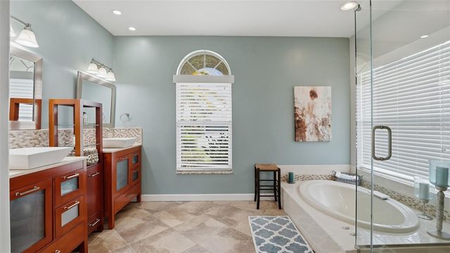 7117 DORNOUGH LANE, Bradenton, FL 34202