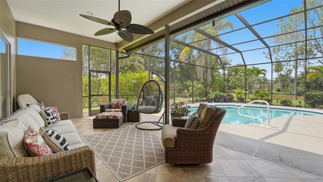 7117 DORNOUGH LANE, Bradenton, FL 34202