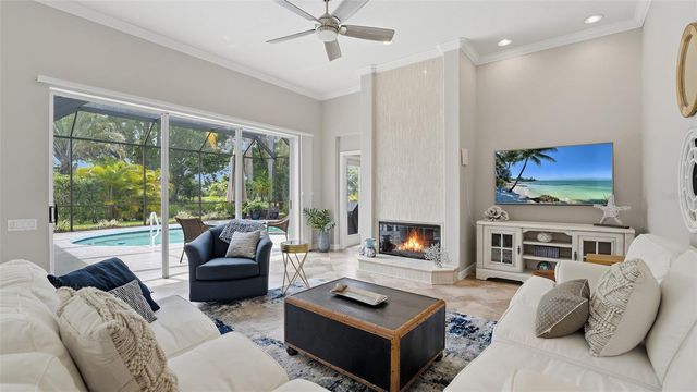 7117 DORNOUGH LANE, Bradenton, FL 34202