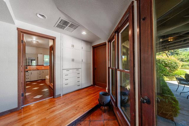 4886 N Arcade Avenue, Fresno, CA 93704