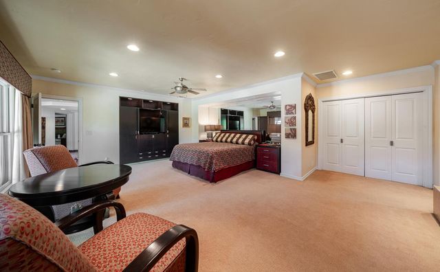 4886 N Arcade Avenue, Fresno, CA 93704