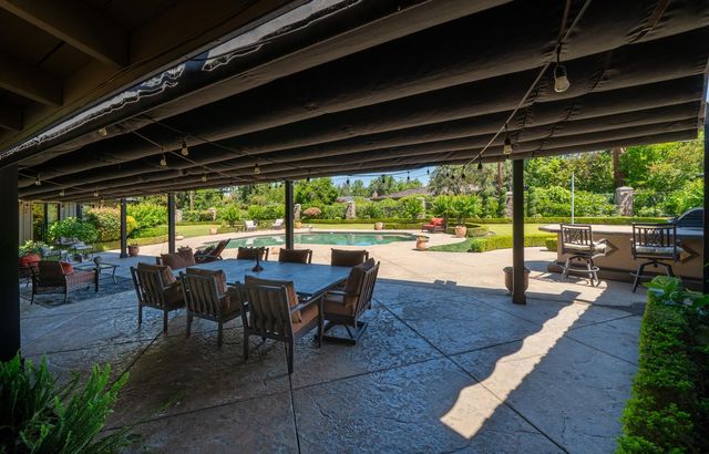 4886 N Arcade Avenue, Fresno, CA 93704