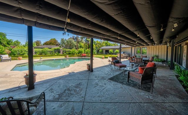 4886 N Arcade Avenue, Fresno, CA 93704