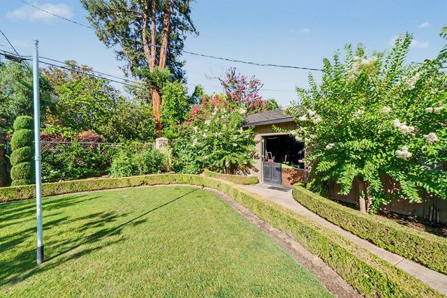 4886 N Arcade Avenue, Fresno, CA 93704