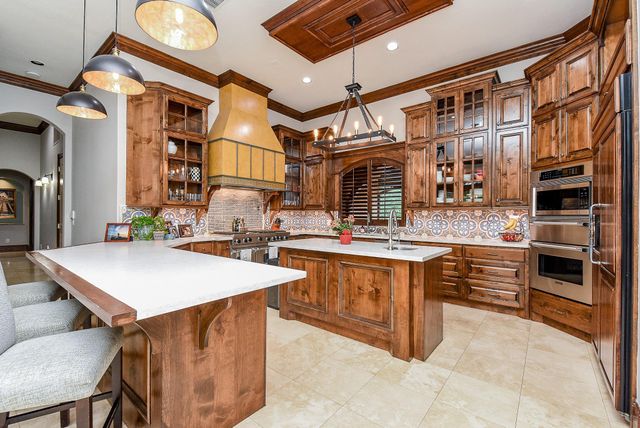 10 Player Pond Place, The Woodlands, TX 77382