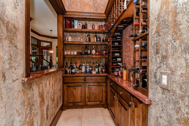 10 Player Pond Place, The Woodlands, TX 77382