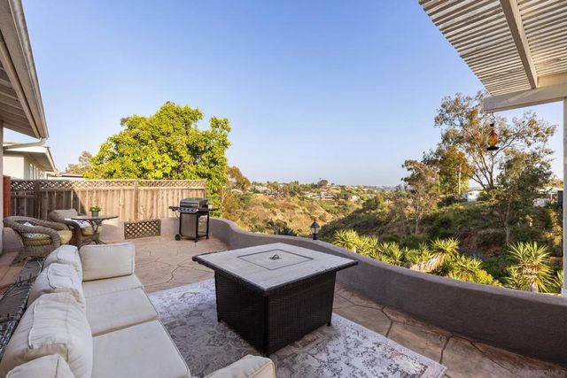 7931 Canary Way, San Diego, CA 92123