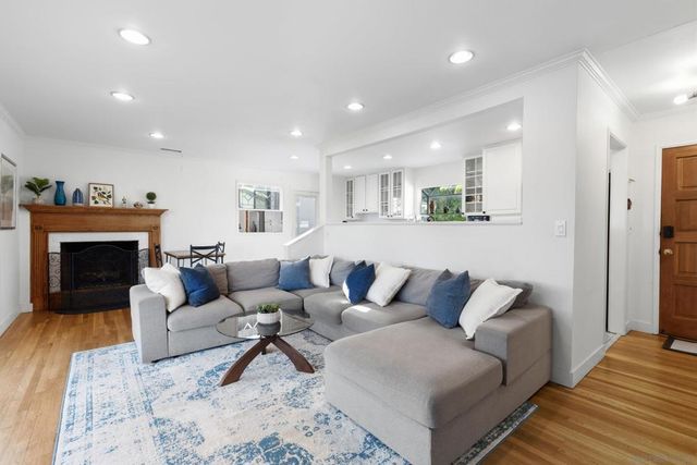 7931 Canary Way, San Diego, CA 92123