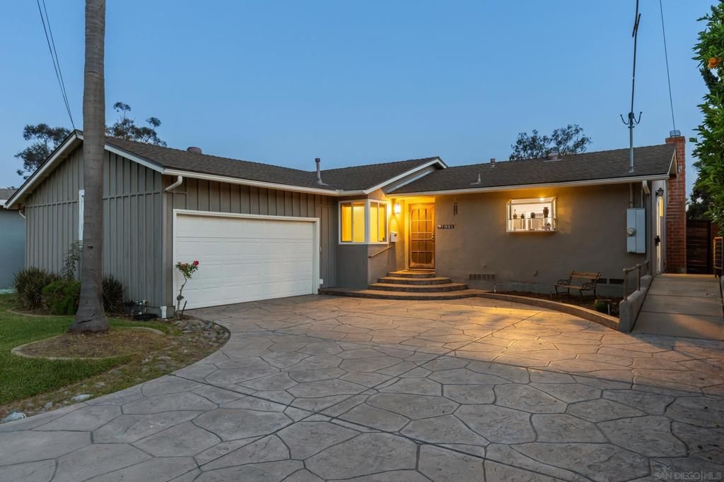 7931 Canary Way, San Diego, CA 92123
